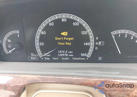 2011 Mercedes-Benz S 550 4Matic z USA, uszkodzony, nr VIN WDDNG8GB1BA405570